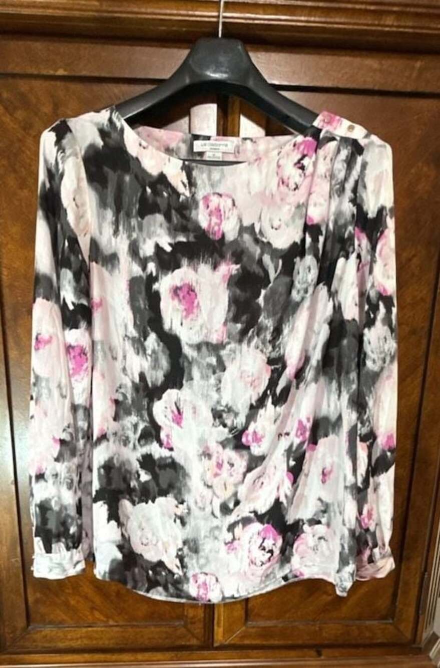 Liz Claiborne Woman 1X Long Sleeve Blouse Black Pink Gray Floral Print Top